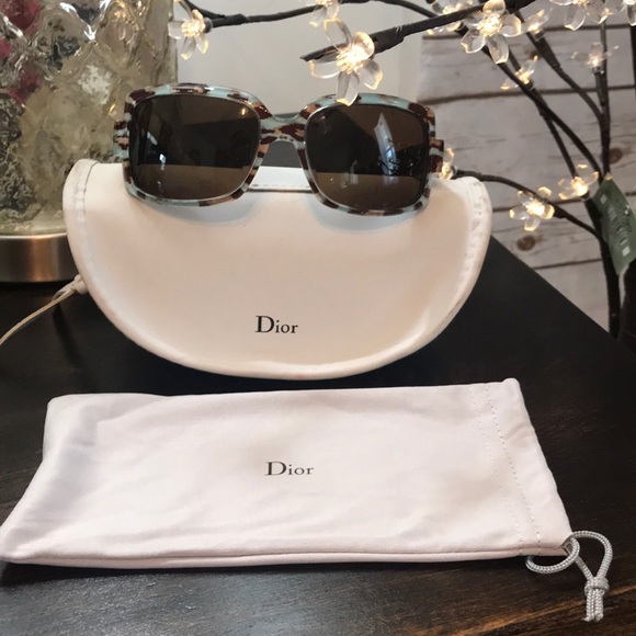 Dior Accessories - DIOR 60’S RETRO SUNGLASSES WITH HARD AND SOFT CASE